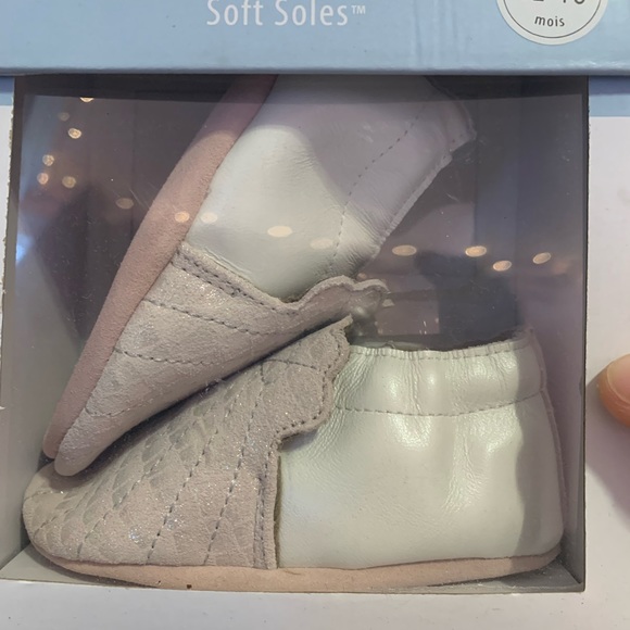 Baby girl Robeez - Picture 1 of 6